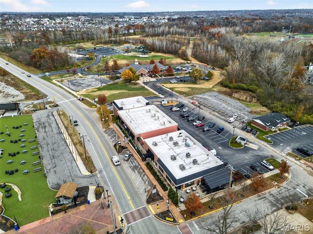 4 Sunset Acres Drive, Cottleville, MO 63304