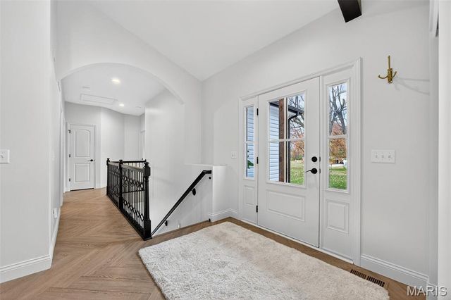 4 Sunset Acres Drive, Cottleville, MO 63304