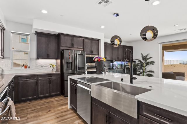 3743 Eliopulos Ranch Drive, Palmdale, CA 93551