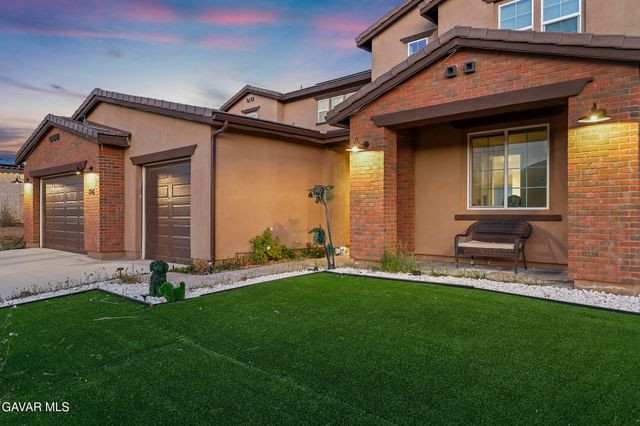 3743 Eliopulos Ranch Drive, Palmdale, CA 93551