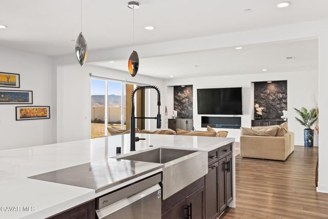 3743 Eliopulos Ranch Drive, Palmdale, CA 93551