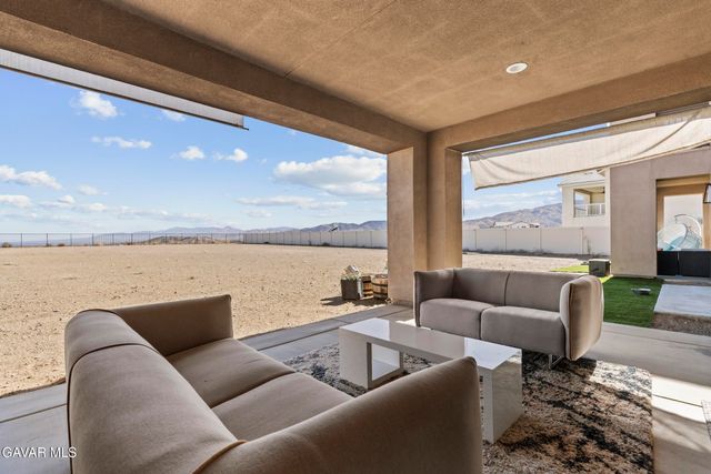 3743 Eliopulos Ranch Drive, Palmdale, CA 93551