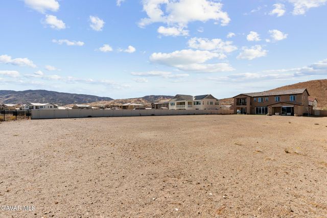 3743 Eliopulos Ranch Drive, Palmdale, CA 93551