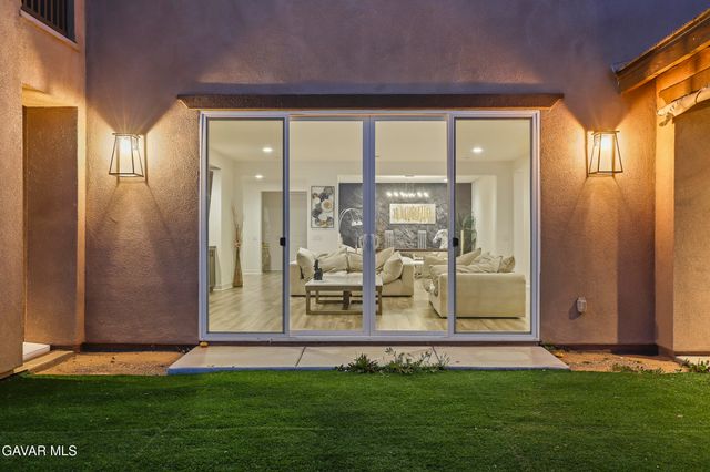 3743 Eliopulos Ranch Drive, Palmdale, CA 93551