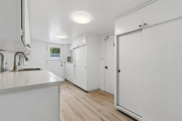 2818 Clark Ave, Carmichael, CA 95608