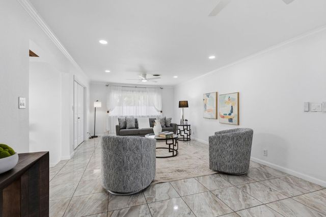 2818 Clark Ave, Carmichael, CA 95608