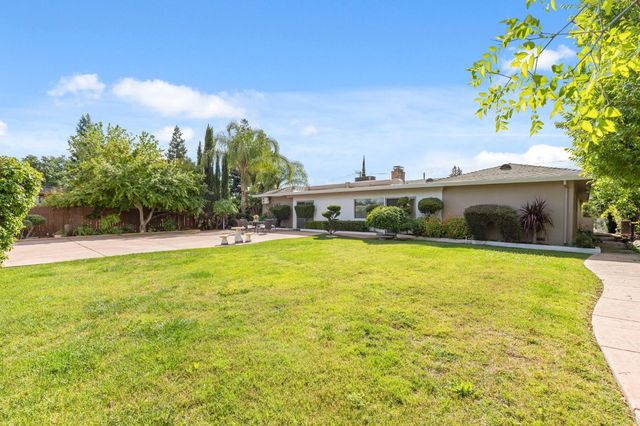 2818 Clark Ave, Carmichael, CA 95608