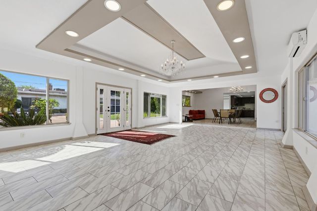 2818 Clark Ave, Carmichael, CA 95608