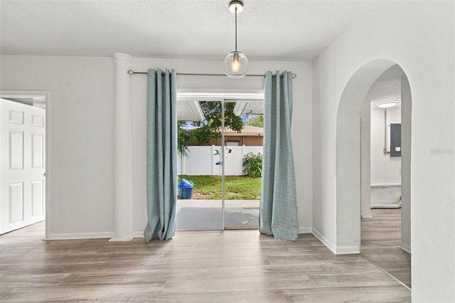 1711 N HIGHLAND AVENUE, Clearwater, FL 33755