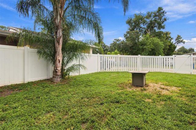 1711 N HIGHLAND AVENUE, Clearwater, FL 33755