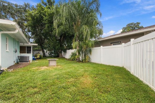 1711 N HIGHLAND AVENUE, Clearwater, FL 33755