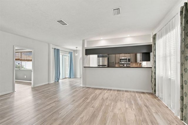 1711 N HIGHLAND AVENUE, Clearwater, FL 33755