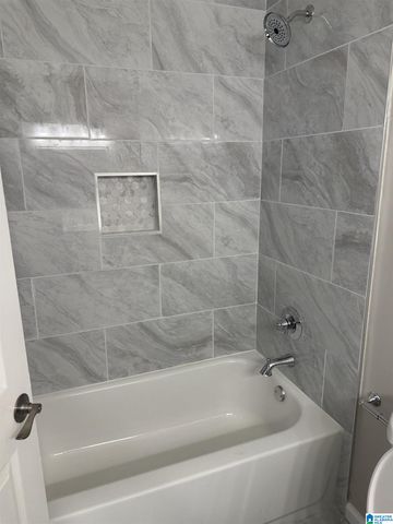 205 LEES COVE, Helena, AL 35080