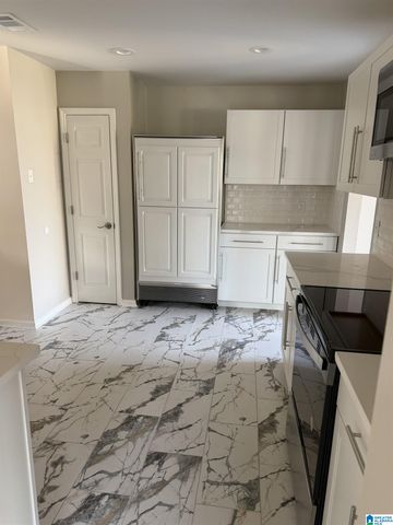 205 LEES COVE, Helena, AL 35080