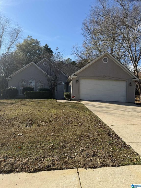 205 LEES COVE, Helena, AL 35080