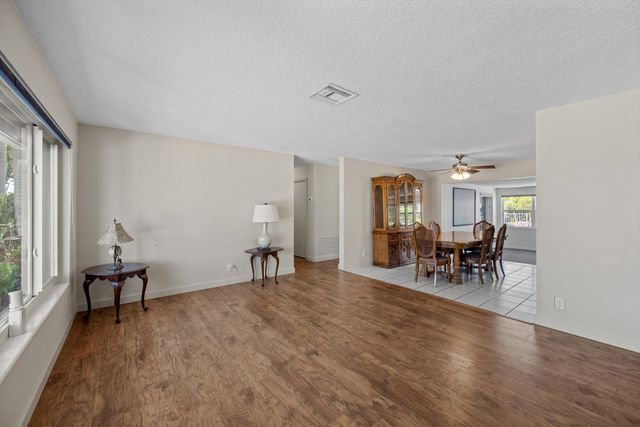 330 SE 9th Court, Pompano Beach, FL 33060