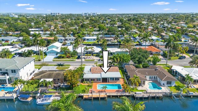 330 SE 9th Court, Pompano Beach, FL 33060