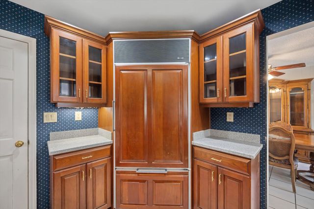 330 SE 9th Court, Pompano Beach, FL 33060