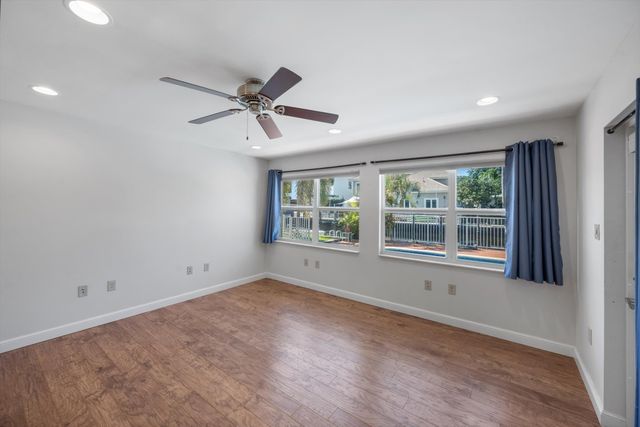 330 SE 9th Court, Pompano Beach, FL 33060