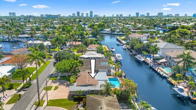 330 SE 9th Court, Pompano Beach, FL 33060