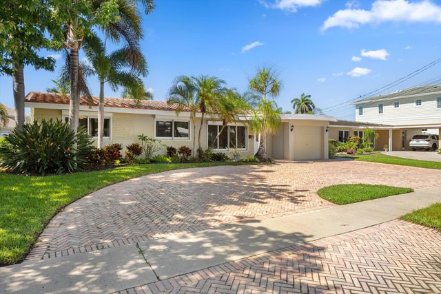 330 SE 9th Court, Pompano Beach, FL 33060