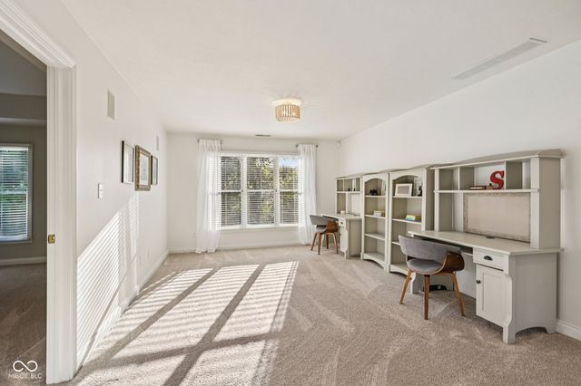 4295 Riverbirch Run, Zionsville, IN 46077