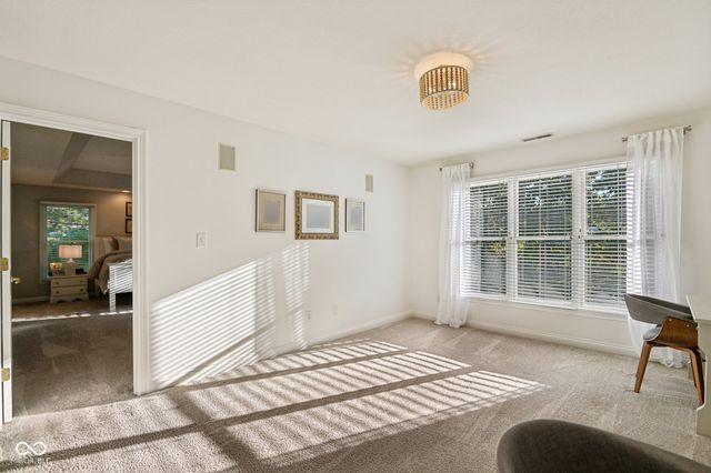 4295 Riverbirch Run, Zionsville, IN 46077