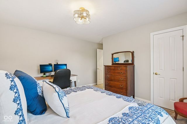 4295 Riverbirch Run, Zionsville, IN 46077