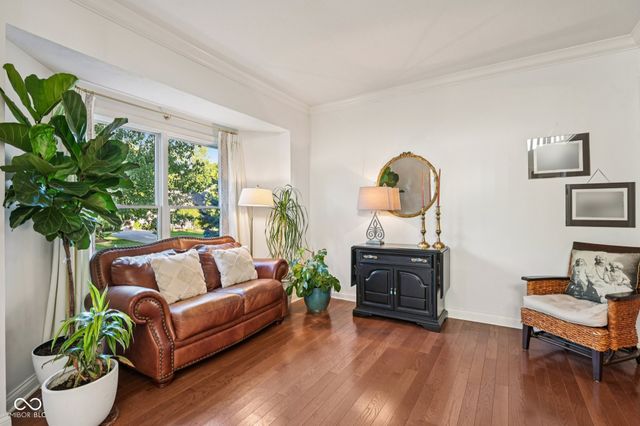 4295 Riverbirch Run, Zionsville, IN 46077