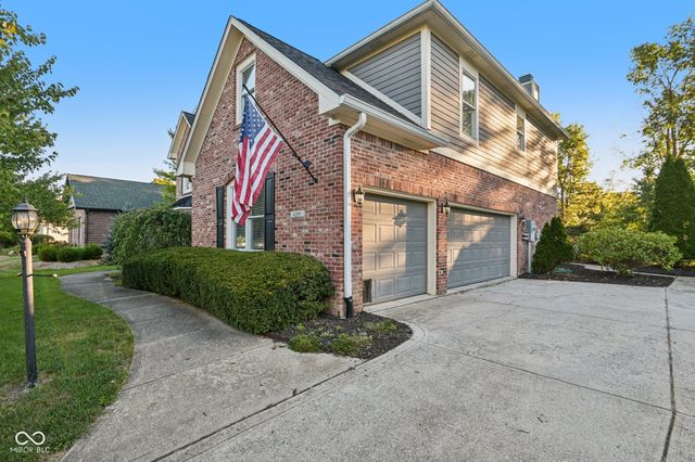 4295 Riverbirch Run, Zionsville, IN 46077
