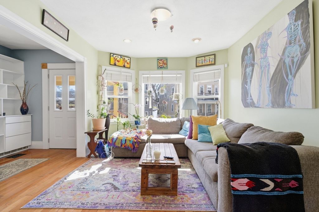 11 Asticou 11, Boston, MA 02130