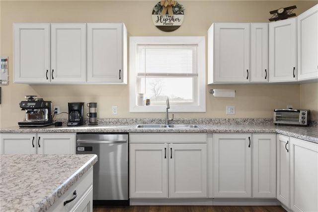 2710 NE CC Highway, Leeton, MO 64761