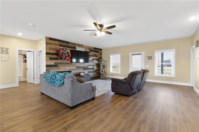 2710 NE CC Highway, Leeton, MO 64761