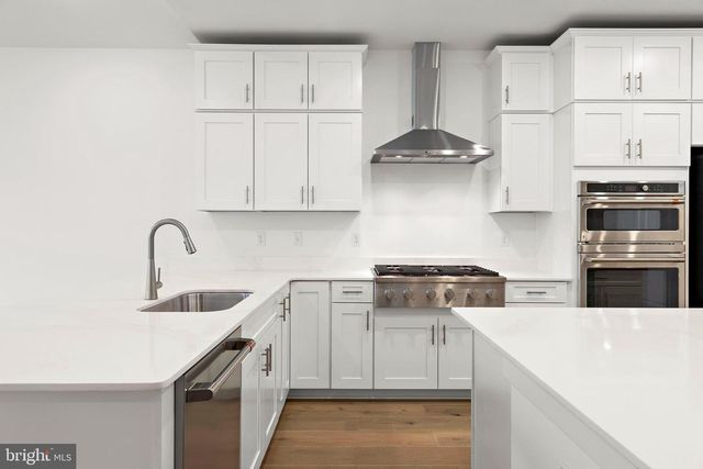 53 AARON TRUEHART, Titusville, NJ 08560