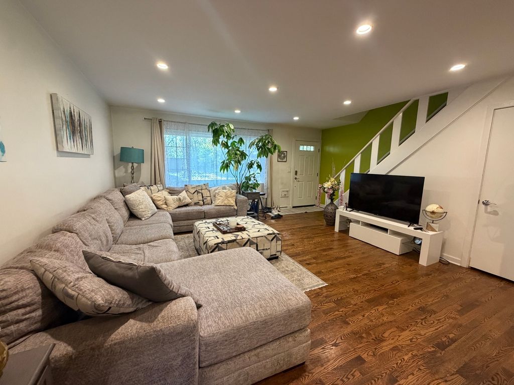 708 Dodge Avenue, Evanston, IL 60202 — photo 2