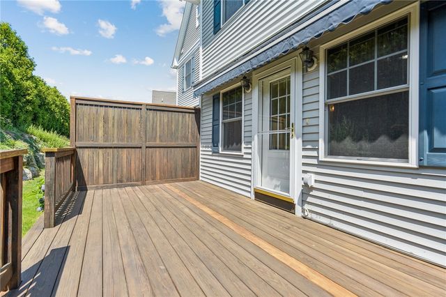 129 Mechanic Street 7, Stonington, CT 06379