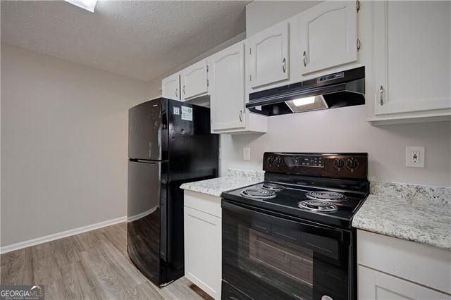 6934 Cottonwood Trail, Riverdale, GA 30296