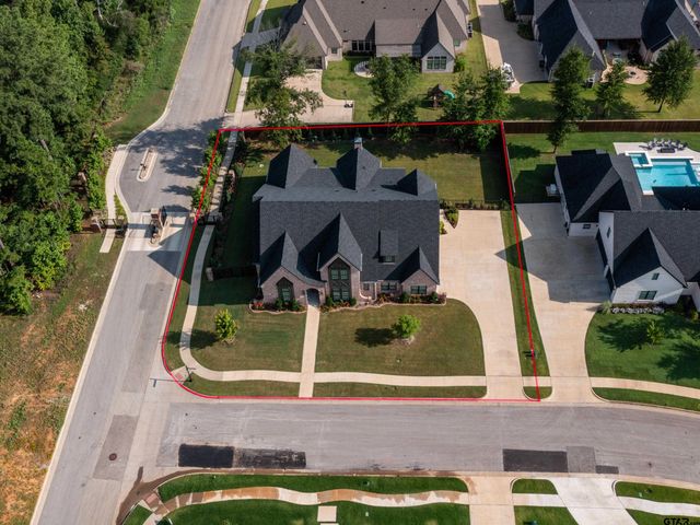 1591 Maple Circle, Tyler, TX 75703