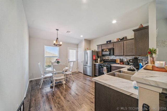 11418 S 238th East Avenue, Broken Arrow, OK 74014