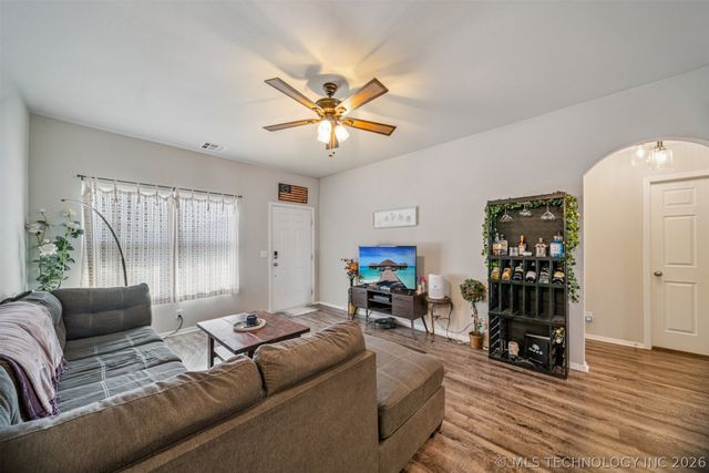 11418 S 238th East Avenue, Broken Arrow, OK 74014