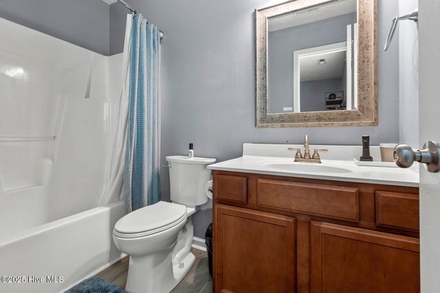 300 Glen Cannon Drive, Jacksonville, NC 28546