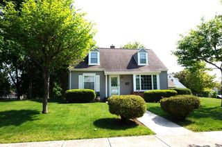 118 Summit DRIVE, Port Washington, WI 53074
