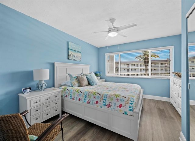3320 GULF OF MEXICO DRIVE 206C, Longboat Key, FL 34228