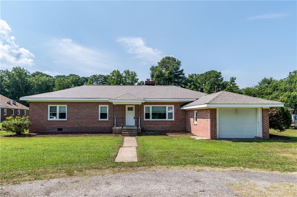 2240 Old Williamsburg RD, Yorktown, VA 23690