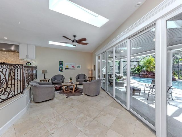 4710 HIDDEN FOREST LANE, Sarasota, FL 34235