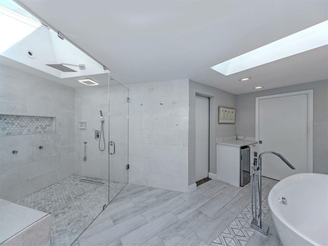 4710 HIDDEN FOREST LANE, Sarasota, FL 34235