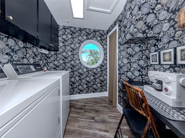 4710 HIDDEN FOREST LANE, Sarasota, FL 34235