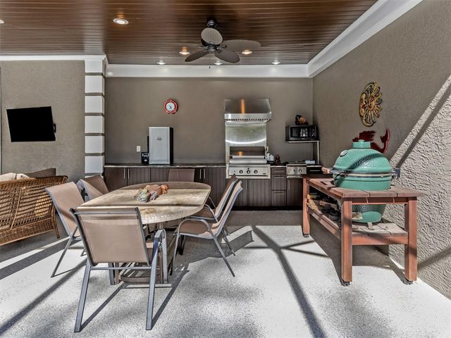 4710 HIDDEN FOREST LANE, Sarasota, FL 34235