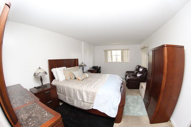 3425 VIA POINCIANA 203, Lake Worth, FL 33467