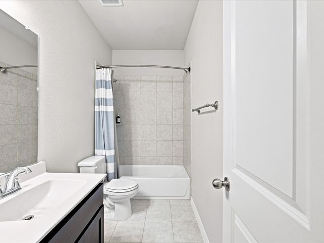 3049 Solana Circle, Denton, TX 76207